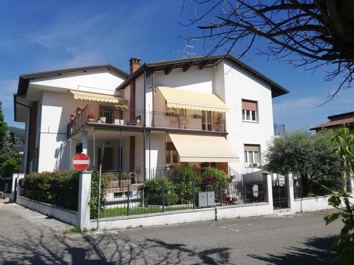La Coquille Appartamento Vicino All'Ospedale Negrar Exterior foto
