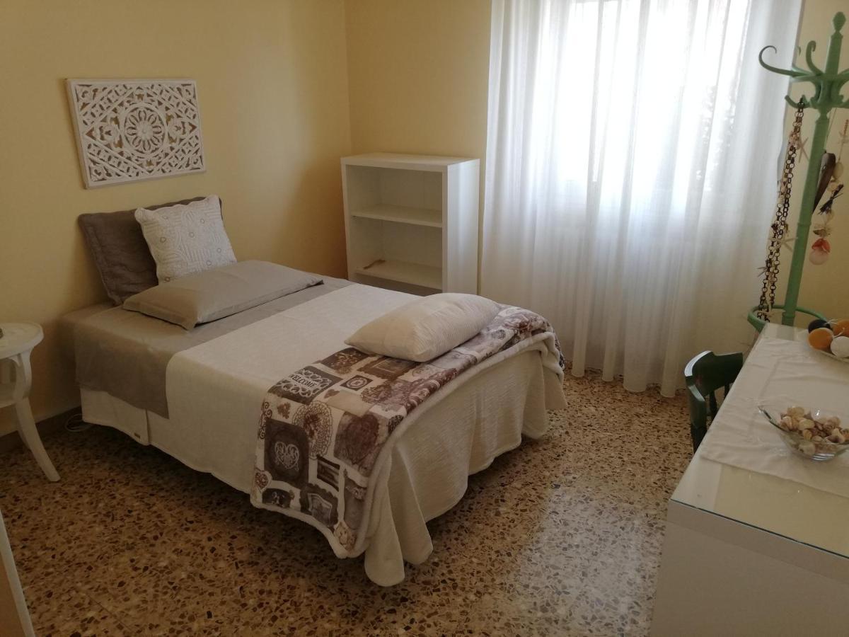 La Coquille Appartamento Vicino All'Ospedale Negrar Exterior foto