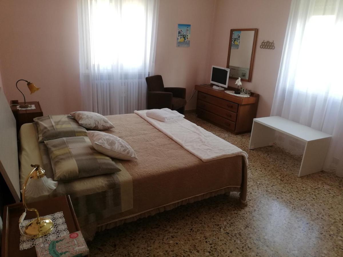 La Coquille Appartamento Vicino All'Ospedale Negrar Exterior foto